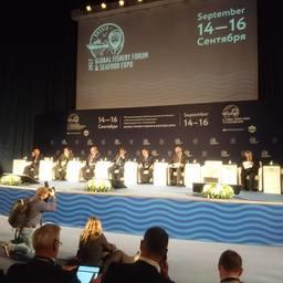 Пленарное заседание «Глобальный взгляд на рыболовство в Мировом океане: сотрудничество или конкуренция?» прошло в рамках Международного рыбопромышленного форума в Санкт-Петербурге