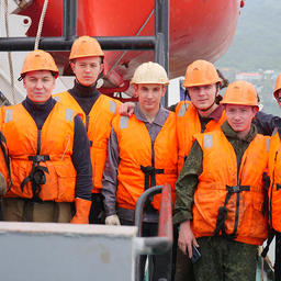 С 2010 года «Океанрыбфлот» начал активно привлекать на производственную практику курсантов морских вузов и колледжей