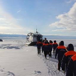 Спасатели в Арктике. Фото пресс-службы МЧС России