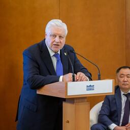 Руководитель фракции «Справедливая Россия — За правду» Сергей МИРОНОВ