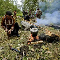 Представители коренных народов на камчатском обрядовом празднике «Алхалалалай». Фото пресс-службы правительства края