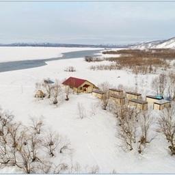 Научный наблюдательный пункт «Азабачинский», расположенный в истоке протоки Азабачья. Фото пресс-службы КамчатНИРО