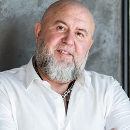 Генеральный директор компаний «Скай-Ф» и «Рыбные продукты» Андрей ЕЛЕЦКИЙ