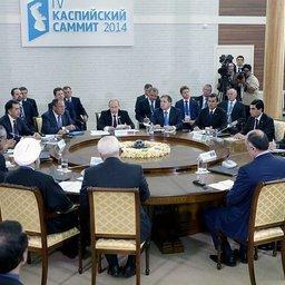 Встреча глав государств - участников саммита в узком составе. Фото пресс-службы Кремля