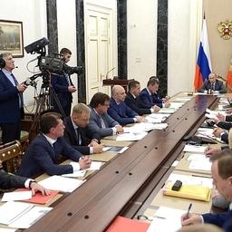 Президент Владимир ПУТИН провел совещание с членами Правительства. Фото пресс-службы Кремля