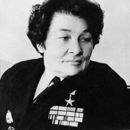 100 лет со дня рождения первой женщины-капитана