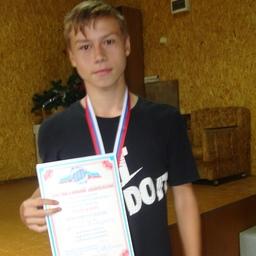 Самый юный участник спартакиады – курсант ДМУ Артем ЖИЛЬЦОВ – награжден медалью Надежды