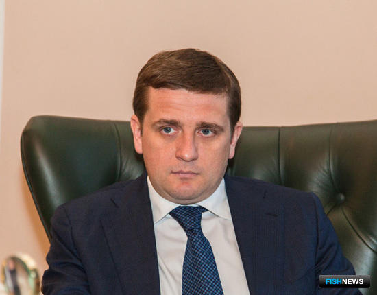 заместитель директора по хозяйству