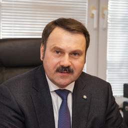 Директор Бисеровского рыбокомбината Андрей СЕМЕНОВ