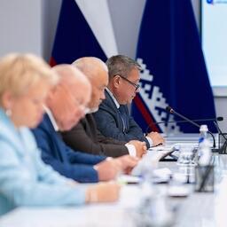 Комплекс мер для развития рыбной отрасли и поддержки коренных народов ЯНАО подготовила специальная рабочая группа. Фото пресс-службы губернатора
