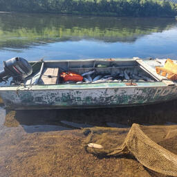 Для добычи браконьеры использовали закидной невод и лодку с мотором. Фото пресс-службы СВТУ