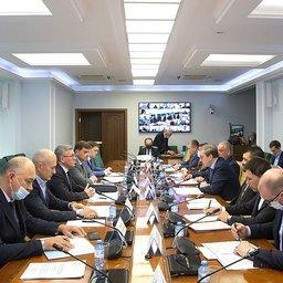 Продолжение программы инвестквот обсудили на круглом столе в Совете Федерации. Фото пресс-службы верхней палаты парламента