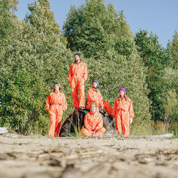 Сотрудники Гринпис во время экспедиции на Ладожское озеро. Фото Глеба Кузнецова / Greenpeace
