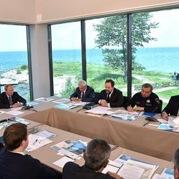 Глава государства Владимир ПУТИН провел в Танхое совещание по вопросам развития Байкальской природной территории. Фото пресс-службы президента