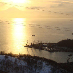 Руководство Погрануправления ФСБ России по восточному арктическому району выразило готовность проводить встречи с рыбаками и разъяснять тонкости законодательства.