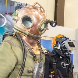 В Мурманске приступают к подъему с морского дна плавдока ПД-50. Архивное фото