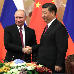 Президент России Владимир ПУТИН и председатель КНР Си ЦЗИНЬПИН. Фото пресс-службы Кремля