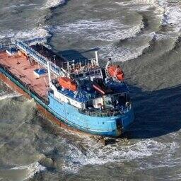 Апелляционный суд оставил в силе решение о взыскании ущерба с владельца и фрахтователя затонувшего танкера. Фото пресс-службы Росприроднадзора