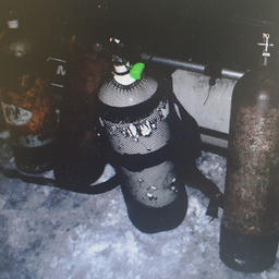 Для нелегального промысла злоумышленники использовали водолазное снаряжение. Фото пресс-службы МВД России