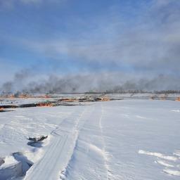 Пожар из трубопровода перекинулся на лед реки Оби. Фото пресс-службы Нижнеобского теруправления Росрыболовства