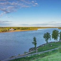 Река Вятка в границах Кирова. Фото A.Savin («Википедия»)