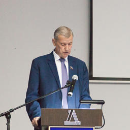 Председатель Комитета Совета Федерации по аграрно-продовольственной политике и природопользованию Геннадий ГОРБУНОВ