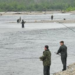 Лососевая рыбалка в Магаданской области. Фото пресс-службы правительства региона