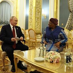 Президент РФ Владимир ПУТИН и президент Намибии Нетумбо НАНДИ-НДАЙТВА провели беседу в Кремле. Фото пресс-службы главы российского государства