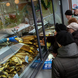 Самыми востребованными товарами на ярмарке «Дни Дальнего Востока в Москве» оказались рыба и морепродукты
