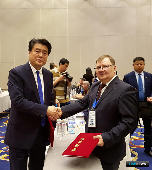 Соглашение между АО «Дальневосточный аукционный рыбный дом» и Хейлунцзянской корпорацией по технико-экономическому сотрудничеству КНР дает старт строительству биржевого комплекса во Владивостоке