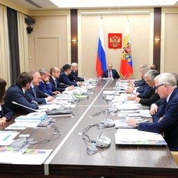 Глава государства Владимир Путин провел заседание наблюдательного совета АСИ. Фото пресс-службы президента