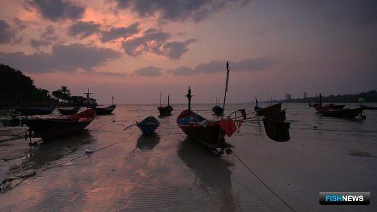 Рыбацкие лодки в Таиланде. Фото с сайта shutterstock.com