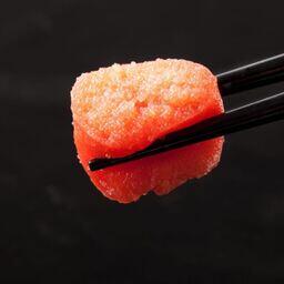 Специалисты Института пищевых технологий Даляньского политехнического университета разработали новые продукты на основе икры минтая. Фото пресс-службы АДМ