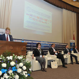 Участников Международного конгресса рыбаков приветствовал вице-губернатор Приморского края Денис БОЧКАРЕВ