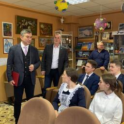 Директор ВНИРО Кирилл КОЛОНЧИН посетил Лицей № 1 имени Н.К. Крупской. Фото пресс-службы института