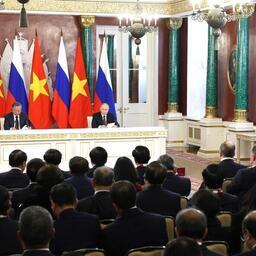 Генсек ЦК компартии Вьетнама ТО Лам и президент России Владимир ПУТИН сделали заявления по итогам переговоров. Фото пресс-службы главы российского государства