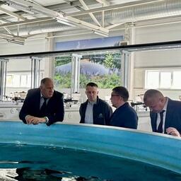 Премьер-министр Дагестана Абдулмуслим АБДУЛМУСЛИМОВ посетил рыбоводный комплекс в Татарстане. Фото пресс-службы дагестанского правительства