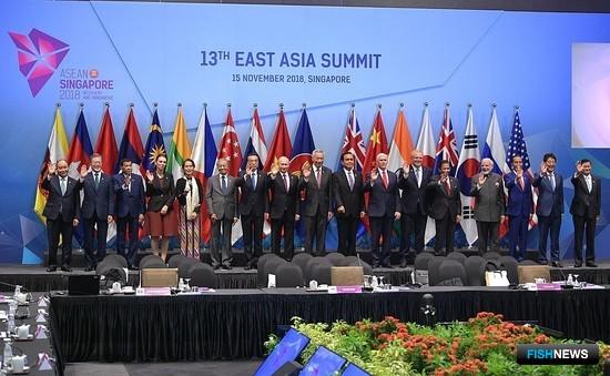 Лидеры государств - участников Восточноазиатского саммита. Фото пресс-службы президента РФ