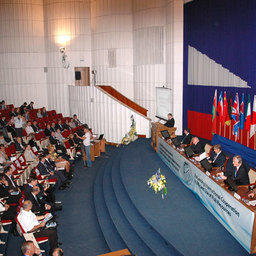 Во Владивостоке открылся 3-й Международный конгресс рыбаков