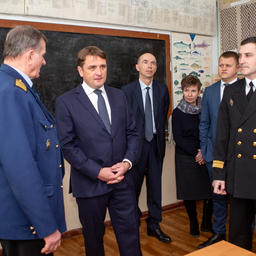 В рамках визита в регион руководитель Росрыболовства Илья ШЕСТАКОВ посетил Сахалинский морской колледж. Фото пресс-службы ведомства