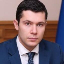 В состав правкомиссии вошел губернатор Калининградской области Антон АЛИХАНОВ. Фото пресс-службы правительства региона