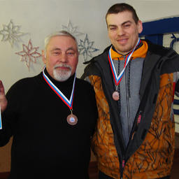 Бронзовые призеры в личном первенстве среди мужчин: Петр КИСЕЛЁВ (ПБТФ) и Александр ГАЛЛЕЕВ (ТИНРО)