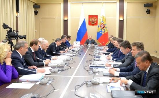 Совещание главы государства Владимира ПУТИНА с членами правительства. Фото пресс-службы президента
