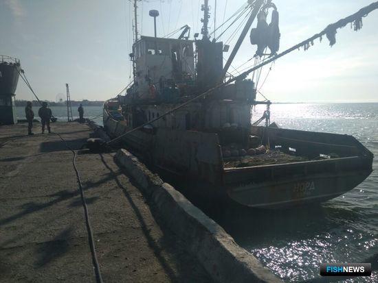 Сейнер «Норд» в порту Бердянска. Фото Госпогранслужбы Украины