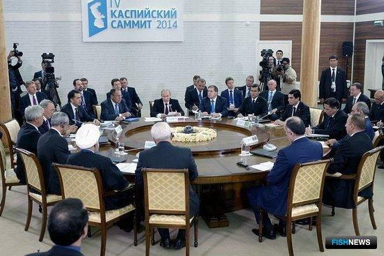 Встреча глав государств - участников саммита в узком составе. Фото пресс-службы Кремля
