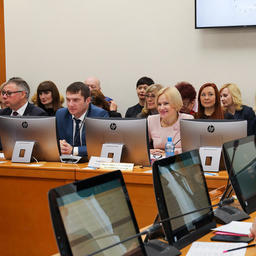 Заседание Сахалинской областной думы. Фото пресс-центра регионального парламента