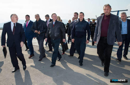 Руководитель администрации Президента Сергей Иванов посетил остров Итуруп. Фото пресс-службы правительства Сахалинской области.