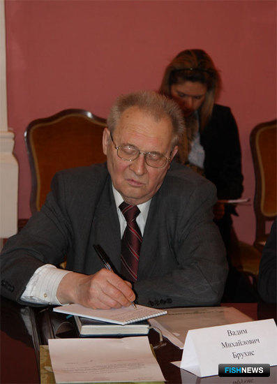 В. БРУХИС, секретарь Общественного совета
