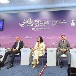 Какие вложения сегодня требуются для улучшения условий жизни в прибрежных населенных пунктах, обсудили на сессии ВЭФ «Развитие прибрежных территорий — новый вызов для рыбной отрасли»