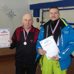 Серебряные призеры в личном зачете среди мужчин: Владимир КУЗОВЛЕВ (ПБТФ) и Валерий ШЕВЛЯКОВ (ТИНРО)
